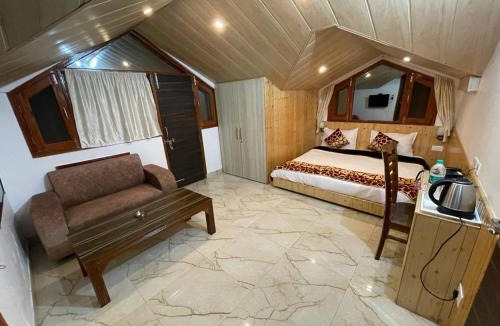 Mashobra Bed & Breakfast | Sharma's Destination Mashobra