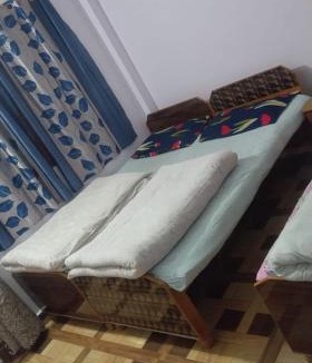 Pauri House | Sheesh Mahal Tourist lodge