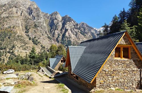 Sangla Ski Chalet | Shepherd's Lore Camps & Resort