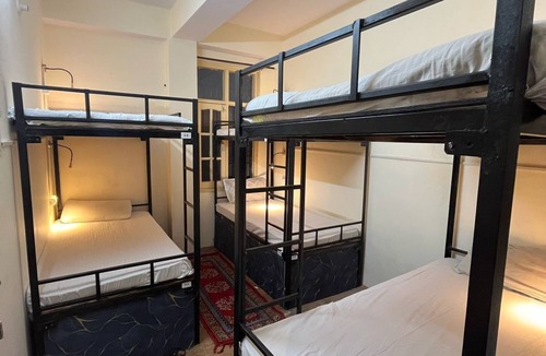 Shimla Hostel | Shimla Hill View Hostel