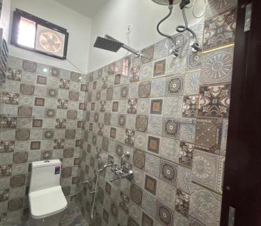 Digoti House | SHISH KAMAL HOMESTAY Hotel