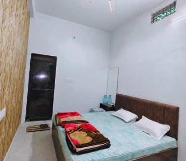 Ujjain House | Shiv Lehri Homestay