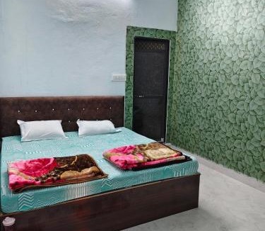 Ujjain House | Shiv Lehri Homestay