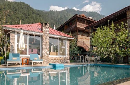 Manali Resort | ShivAdya Boutique Stay Near Manali Quiet Naggar Side Retreat