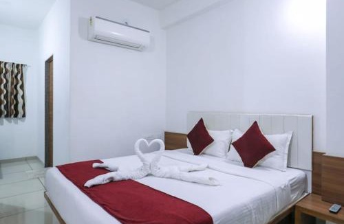 Haridwar Hotel | Shree Ji Hotel Park Roots