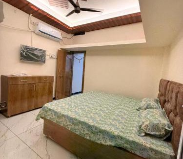 Ujjain House | Shree Radha Madhav Homestay