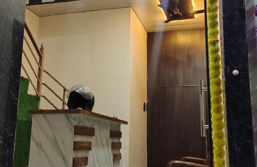 Mathura House | Shri Ladli ji homestay