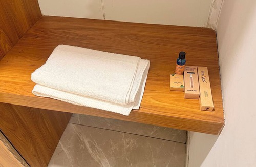 Rau Hotel | Shubh Kaaraj Resort