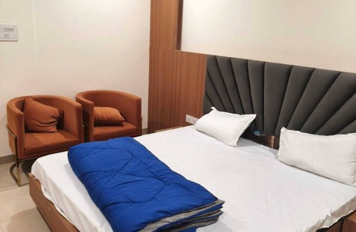 Barnagar Hotel | Shubh Ratna Resort