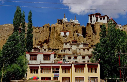 Tingmosgang House | Siachen Guest House Lamayuru