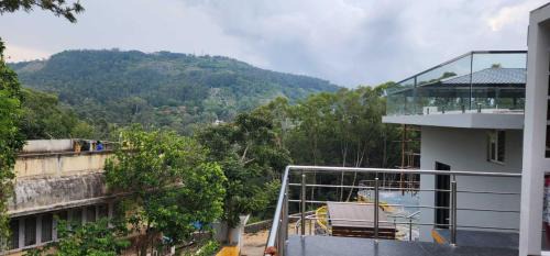 Manjakuttai Hotel | Silver Valley Villas
