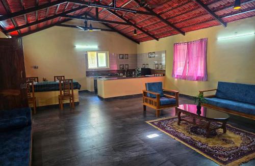 Perumal Kovil Pathy Villa | Siruvani Forest Farmstay By Shivalaya Stays