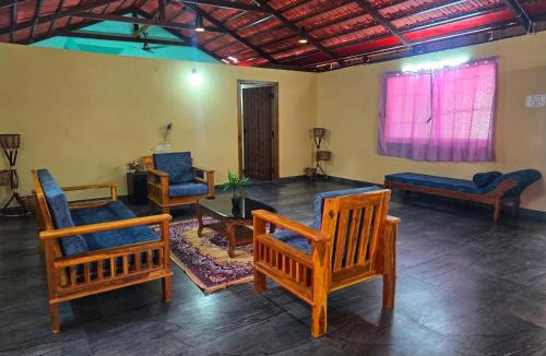 Perumal Kovil Pathy Villa | Siruvani Forest Farmstay By Shivalaya Stays