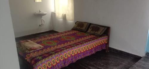 Kottakuppam House | Six Face Guest House