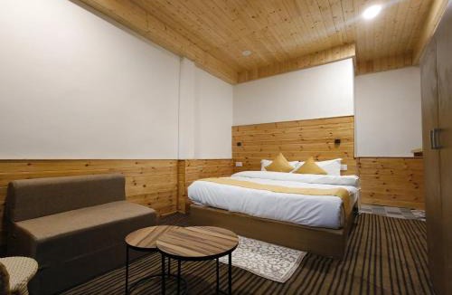 Shangarh House | Sky valley