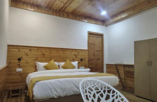 Shangarh House | Sky valley