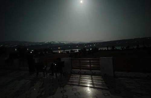 Kathua House | SKYLINE LAKEVIEW Homestay lounge