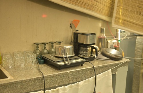 Gurugram Apartment | SkyNest stays- A unique terrace garden | Near cyber hub galleria market |