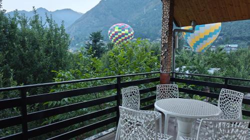 Manali Ski Chalet | Skyview Cottages Manali