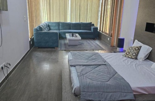 East of Kailash House | Slepyy Fox- Kailash Colony