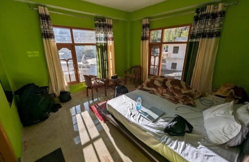 Tabo House | Snowland Homestay By StayApart