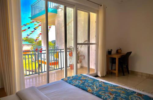 Gunehr Hostel | Social Monkey Hostel Bir