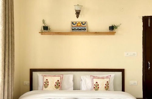Bhagsu Nag Hotel | Soma House Dharamkot