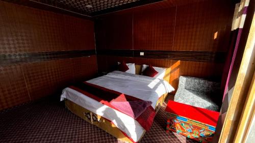 Leh Hotel | Soma Retreat Cottage, Pangong Lake