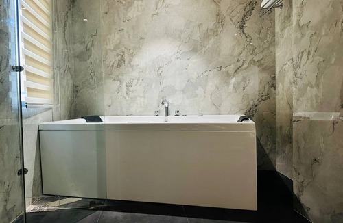 Una Hotel | Soni Arena hotel