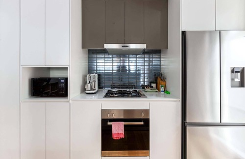 Rosebery Apartment | Spacious 2-Bed Retreat in Rosebery
