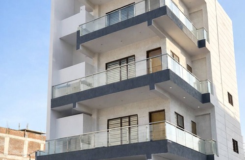 Noida Apartment | Spacious 2 Bedroom Apartment in a Peaceful Noida Neighborhood