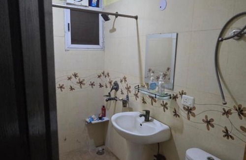 Noida Apartment | Spacious 3 bhk 3 washroom affordable convenient