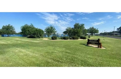 Lubbock House | Spacious, Clean, Fresh 4BR/3BA Unit A - 6 beds