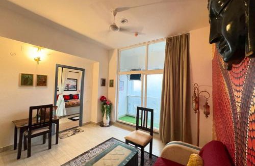 Noida Apartment | Spectrum Mall 1BHK Suite Apartment with swimming pool Sector 75 Noida