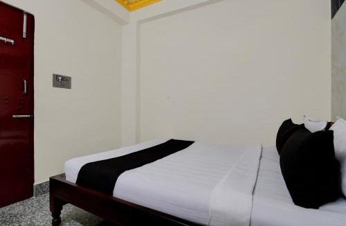 Mukundapur Hotel | SPOT ON Motilal Inn