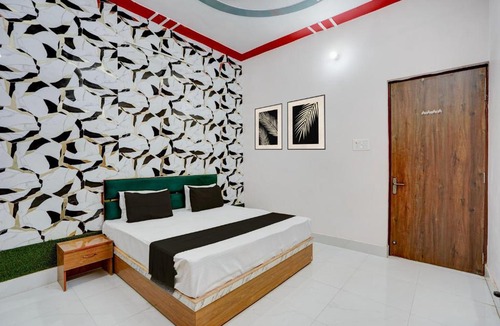 Kasganj Hotel | SPOT ON NEW GANGA HOTEL
