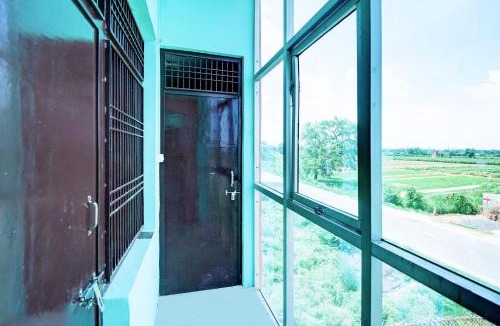 Atrauli Hotel | SPOT ON SKY BLUE HOTEL