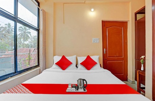 Kumarapuram Hotel | SPOT ON The New View Regency