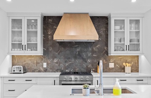 Canmore Villa | Spring Creek Vacations 4 BR Villa TMV18