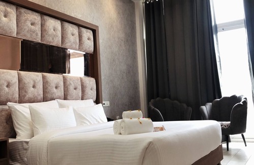 Chachyot Hotel | SPT Clarks Inn Suite Mandi