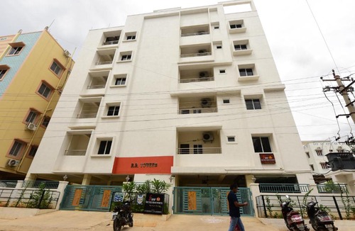 Tirupati Apartment | Sree Service apartments