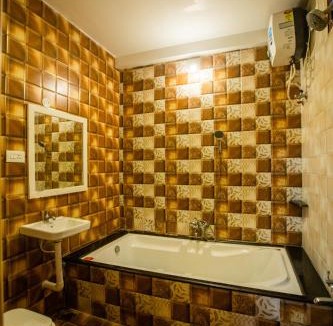 Mudaliarpet Hotel | Sri Balaji Villas Pondicherry with Car Parking