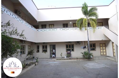 Tiruvannamalai Cabin | Sri Durgambigai Homestay