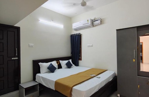 Rameshwaram House | Sri Murugan Homestay