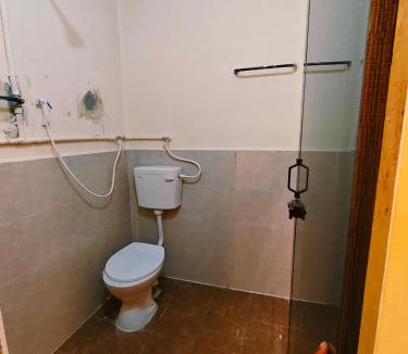 Karur Cabin | Sri palaniyappa lodge