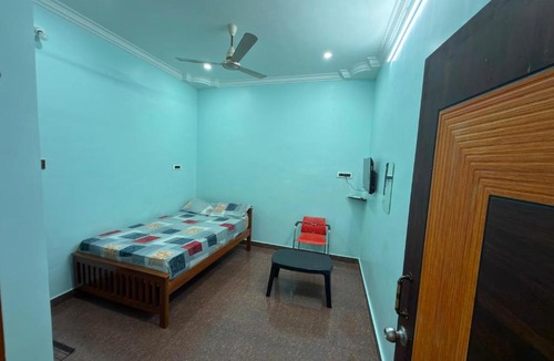 Vallioor Hotel | Sri Vinayaga Lodge Vallioor
