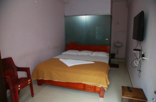 Yelagiri Hotel | Sri Vinayaga Residency