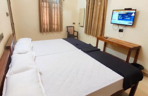 Kanyakumari House | Srinivasa AC Homestay sea view rooms
