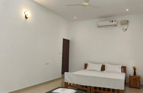 Thiruvananthapuram House | St Andrews Beach Homestay Trivandrum - Cozy Stay Near the Beach