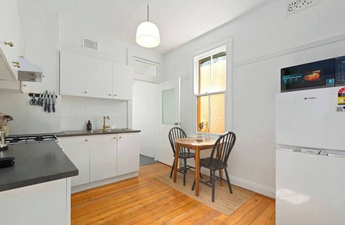 Newtown House | Station House Victorian Charm amid Newtown Energy